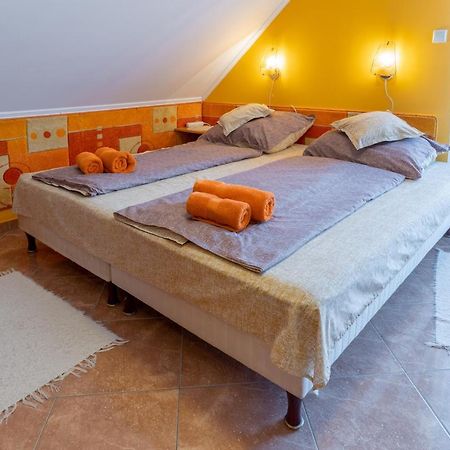 Gál Apartmanház Harkány Esterno foto
