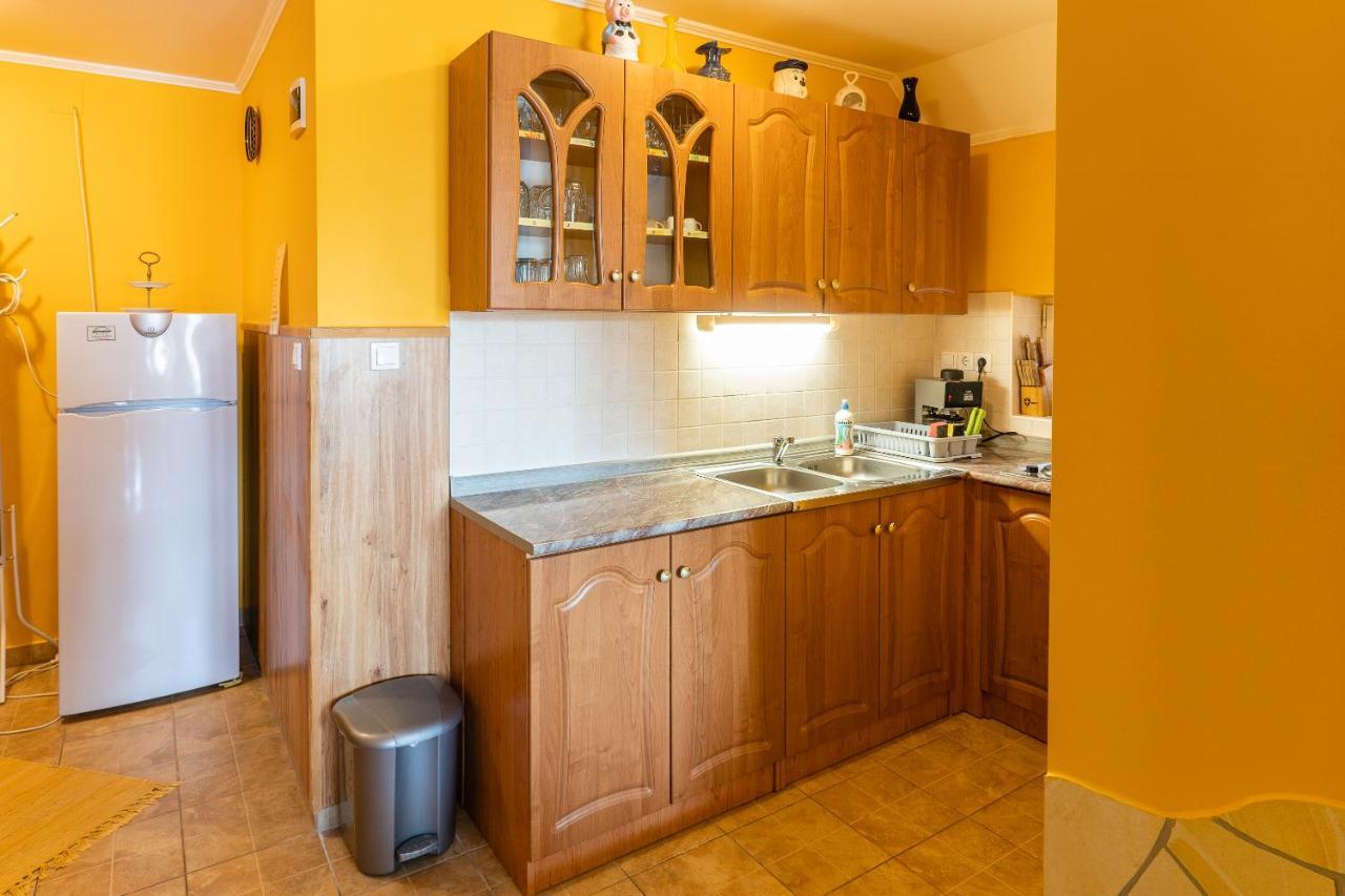 Gál Apartmanház Harkány Esterno foto
