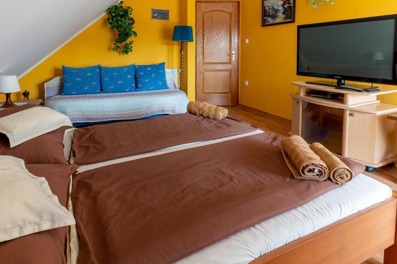 Gál Apartmanház Harkány Esterno foto