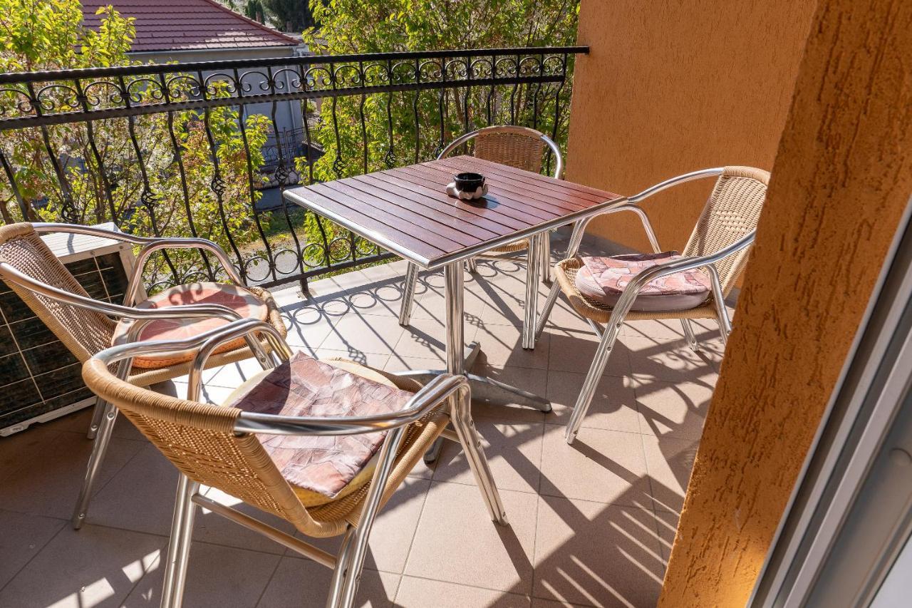 Gál Apartmanház Harkány Esterno foto