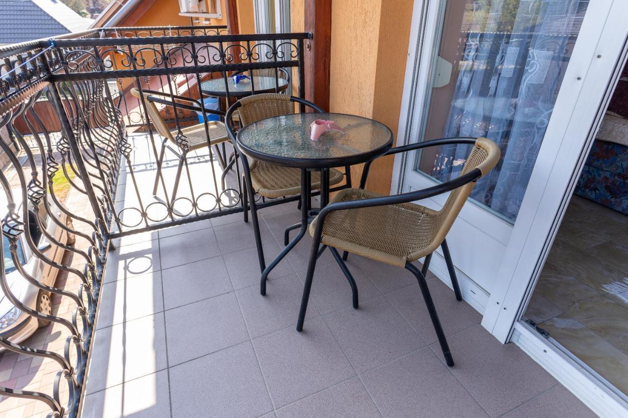 Gál Apartmanház Harkány Esterno foto