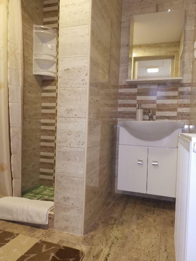 Gál Apartmanház Harkány Esterno foto